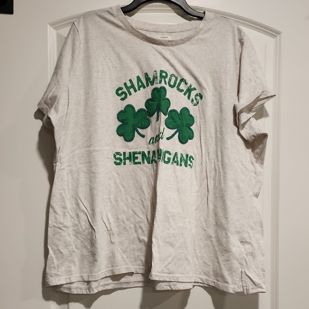 Maurices 2X Shamrocks And Shenanigans Graphic Tee